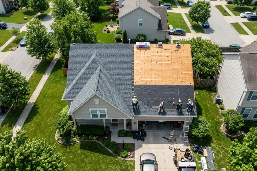 Beardman Building Services roof replacement in progress in North Fort Myers